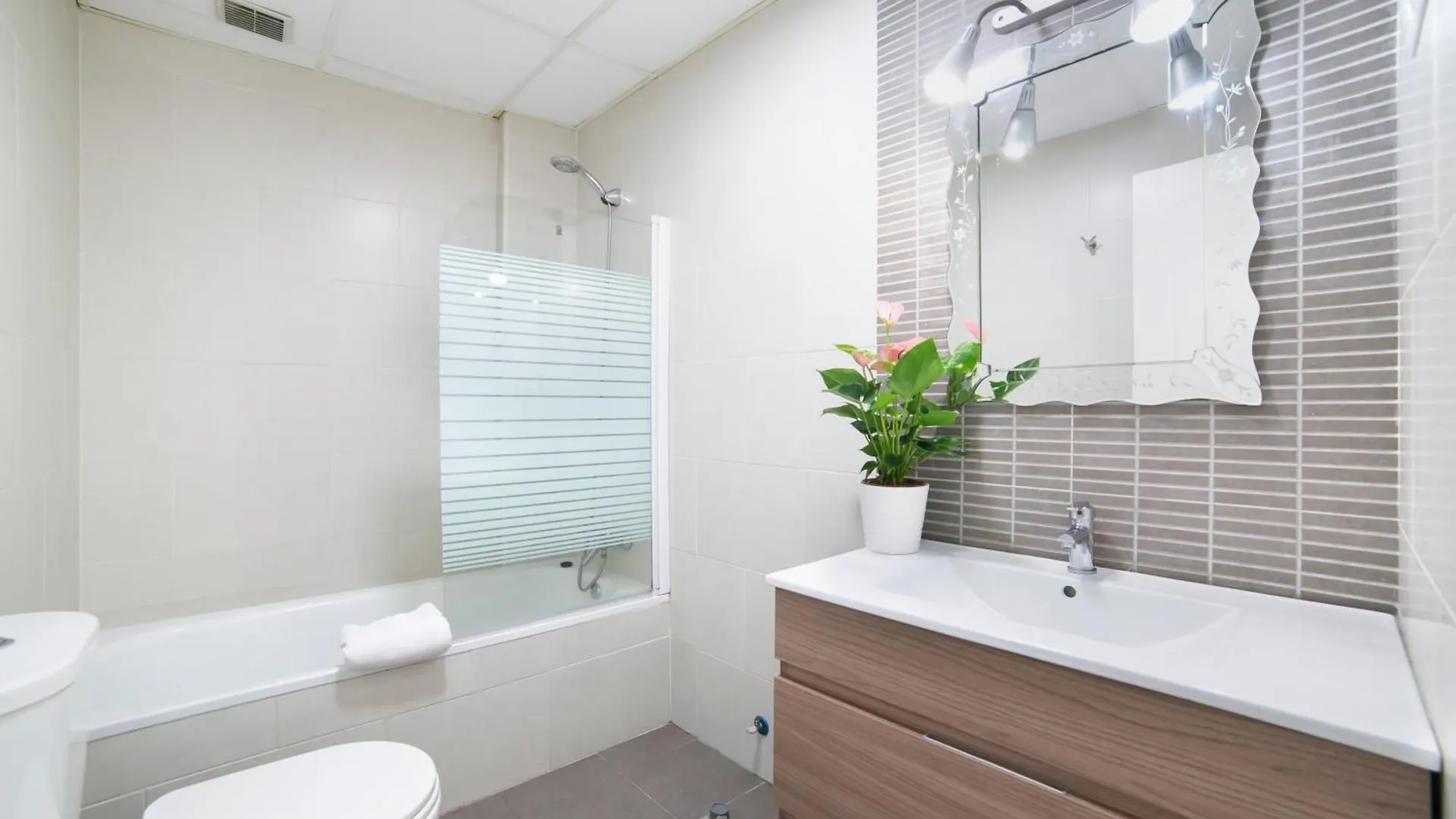 Apartamentos Salamanca Málaga 0*,