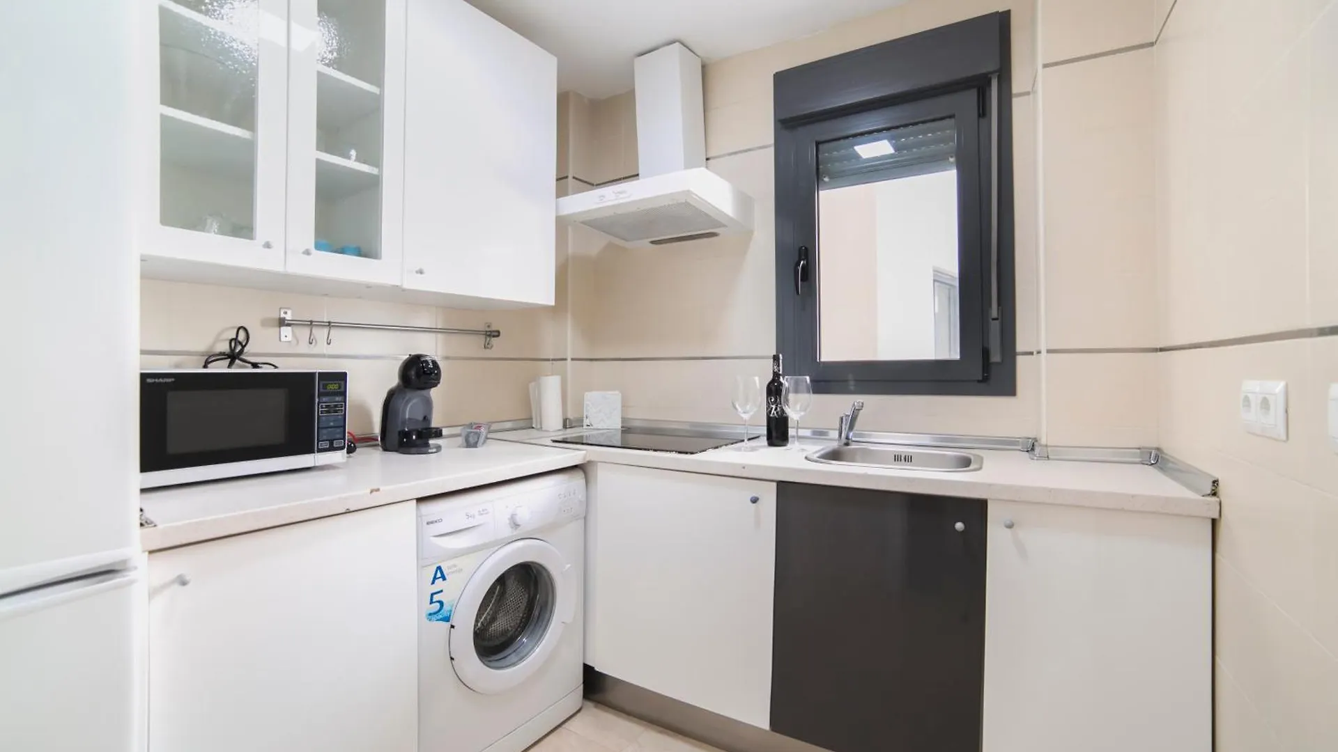 Apartamentos Salamanca Малага Апартаменты
