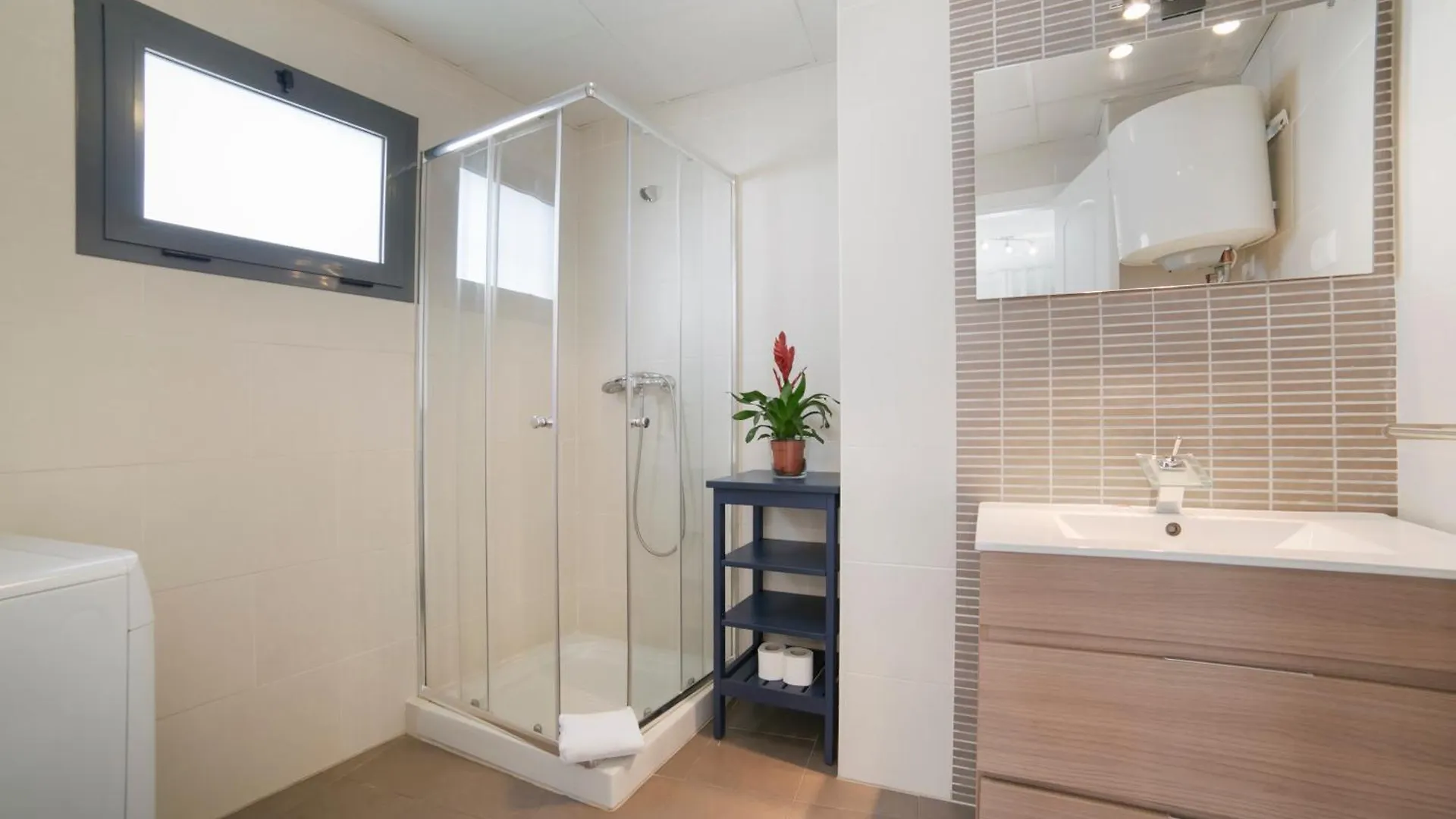 Apartamentos Salamanca Малага Апартаменты